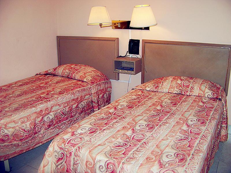Hotel Bilbao Matamoros  Pokój zdjęcie